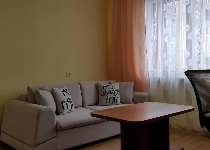 Sunny Near The Park شقة *